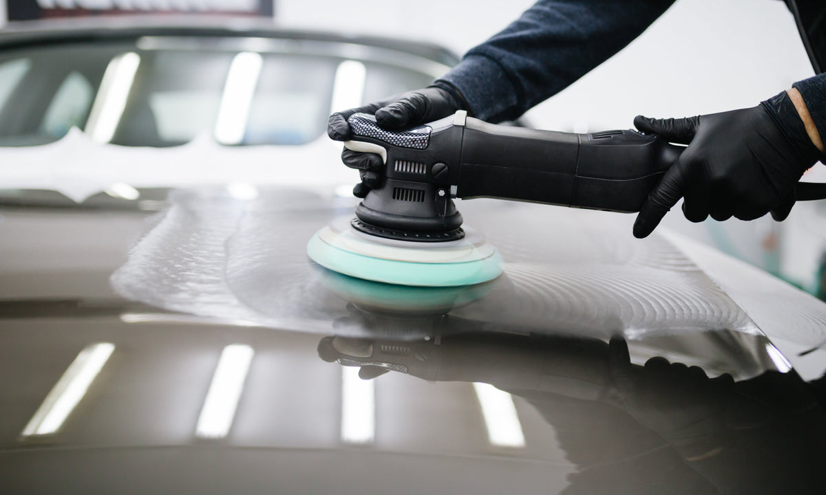 Safe-Shield car polishing banner: the basics of gloss and protection